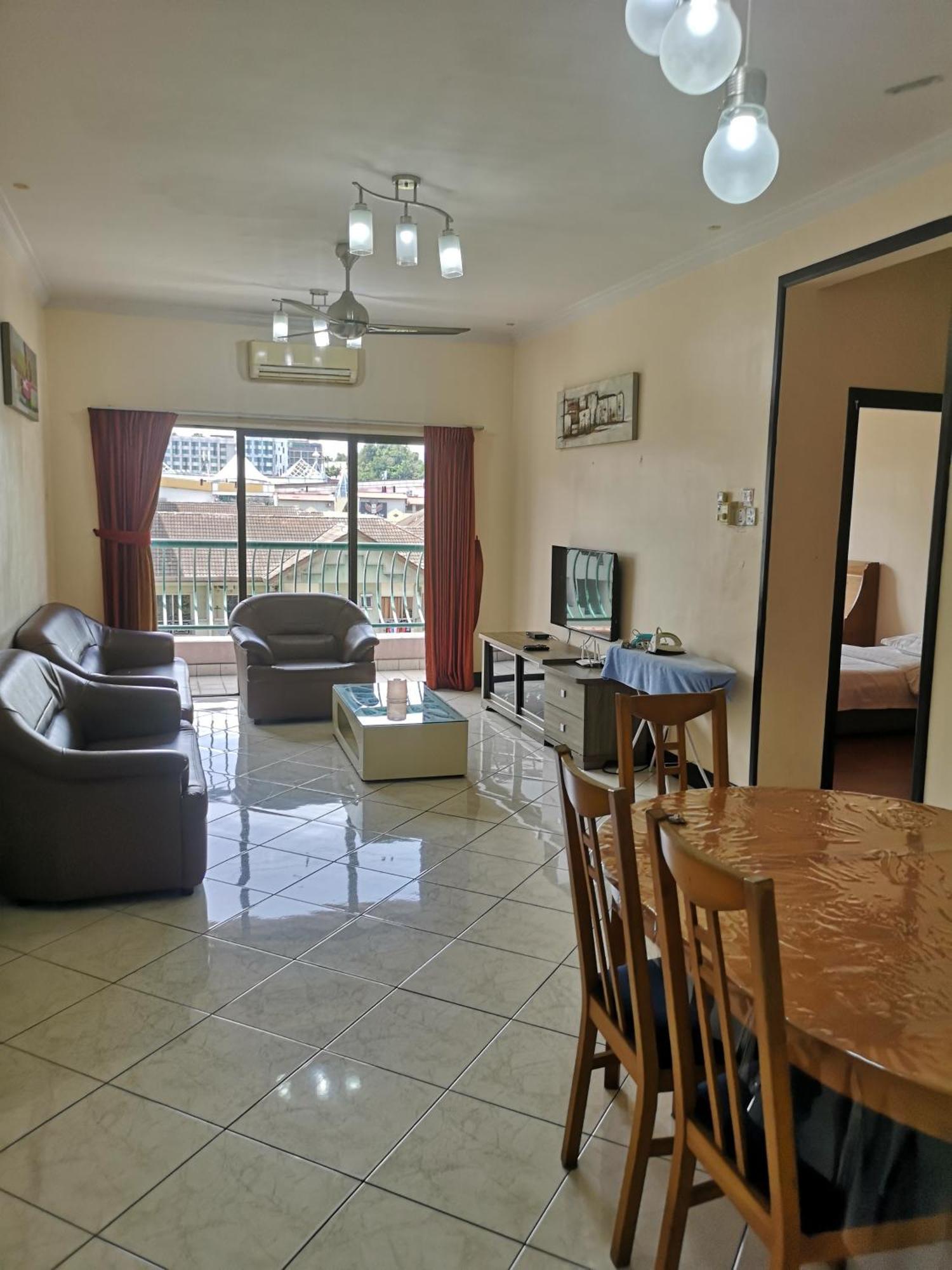 Town Condo - Marina Court Κότα Κιναμπαλού Εξωτερικό φωτογραφία