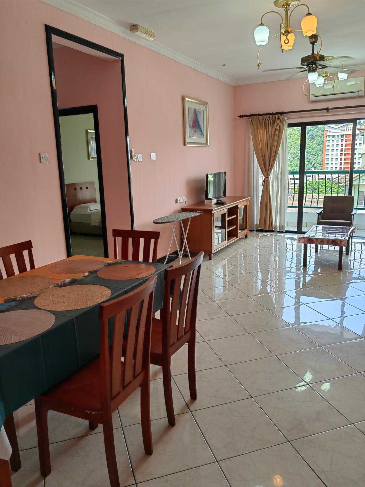 Town Condo - Marina Court Κότα Κιναμπαλού Εξωτερικό φωτογραφία