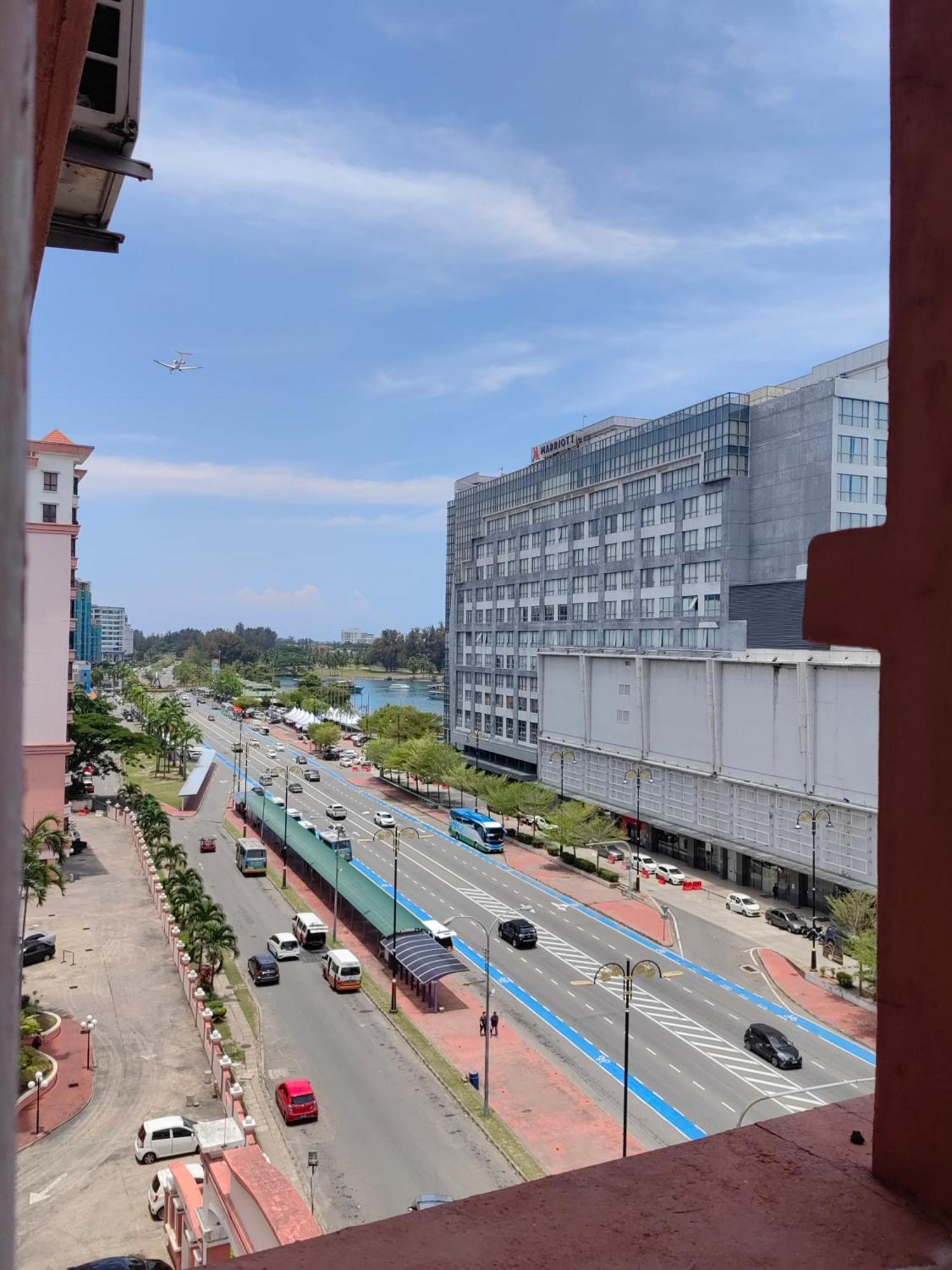 Town Condo - Marina Court Κότα Κιναμπαλού Εξωτερικό φωτογραφία