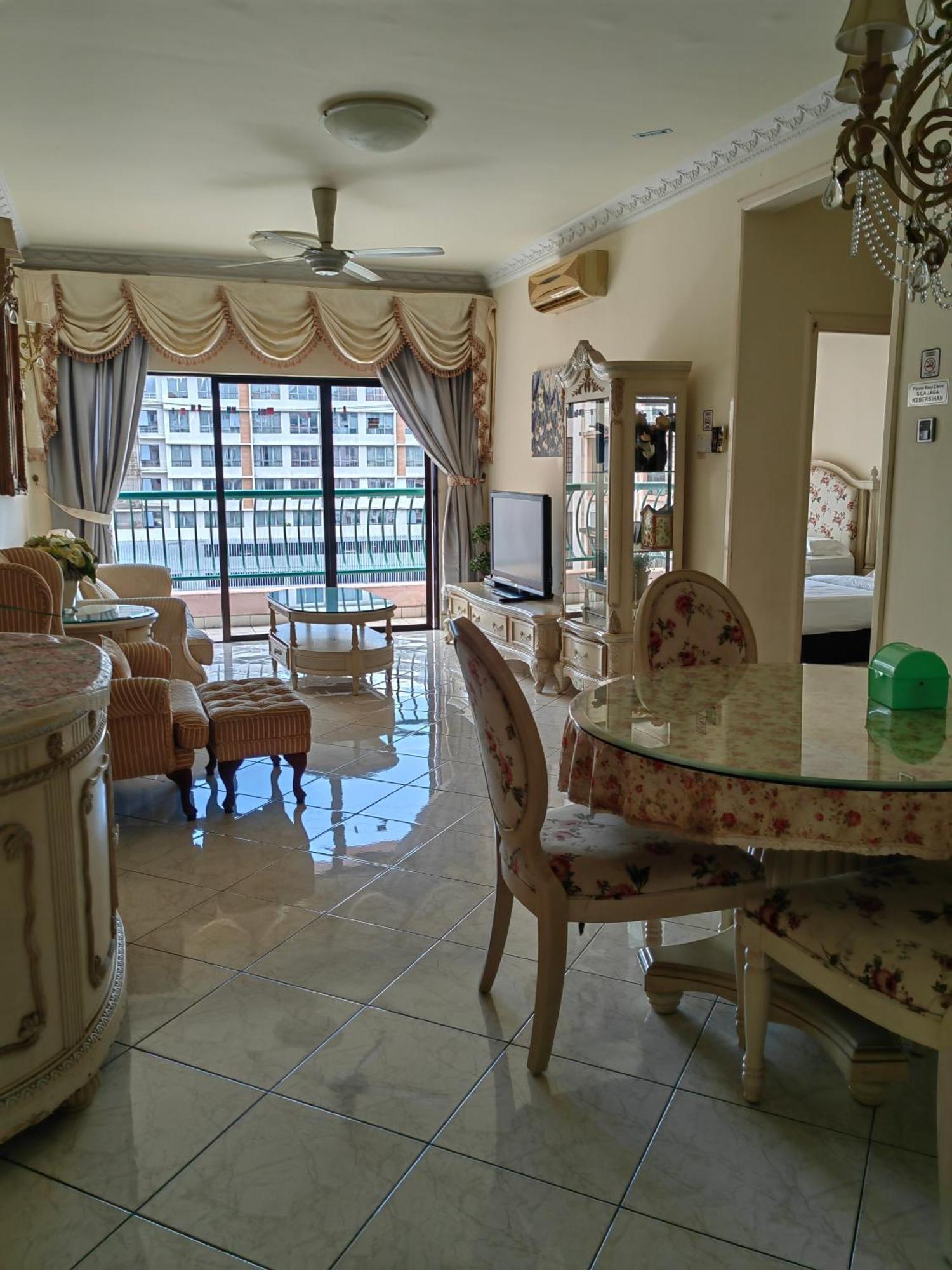 Town Condo - Marina Court Κότα Κιναμπαλού Εξωτερικό φωτογραφία