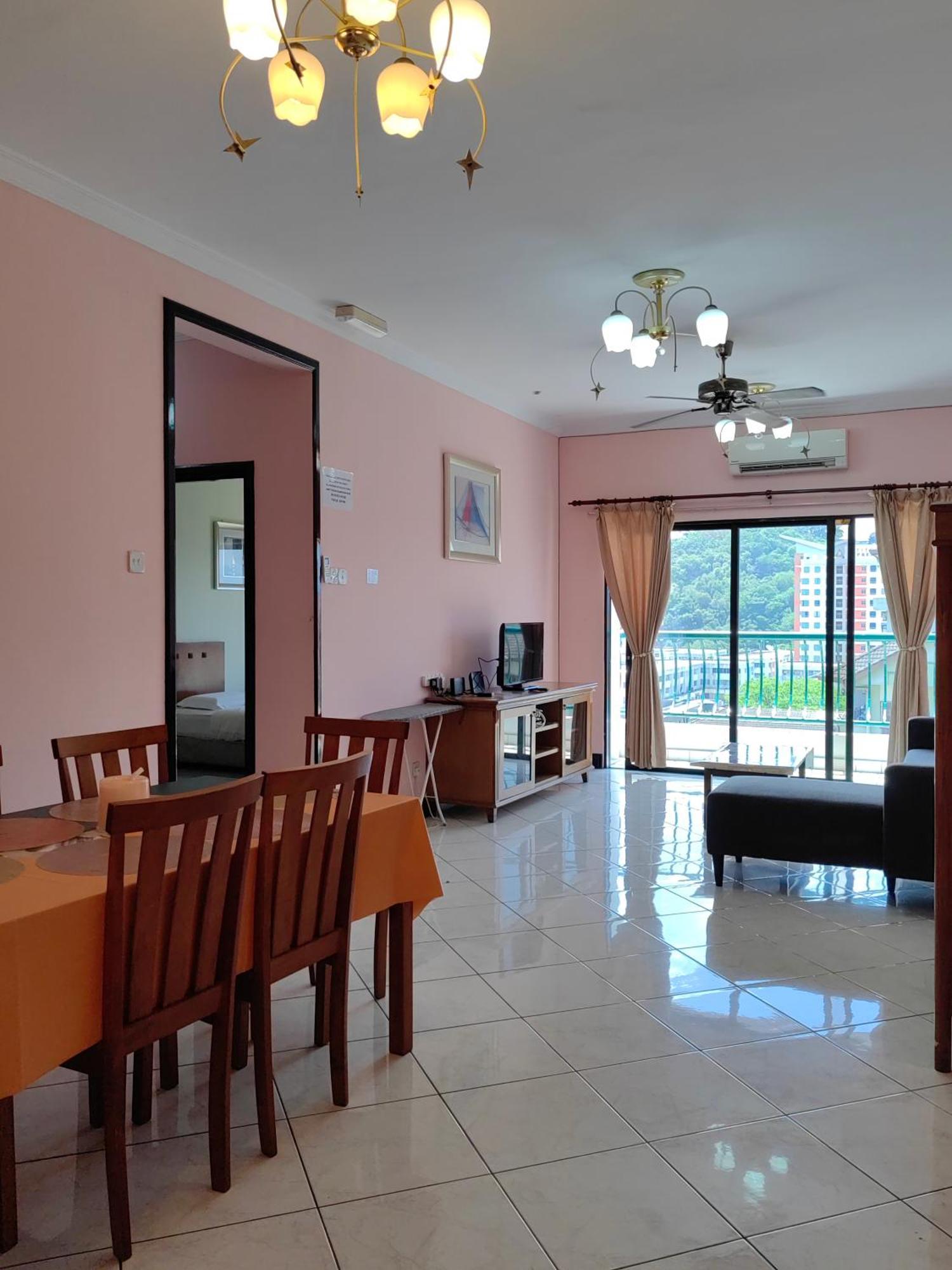 Town Condo - Marina Court Κότα Κιναμπαλού Εξωτερικό φωτογραφία