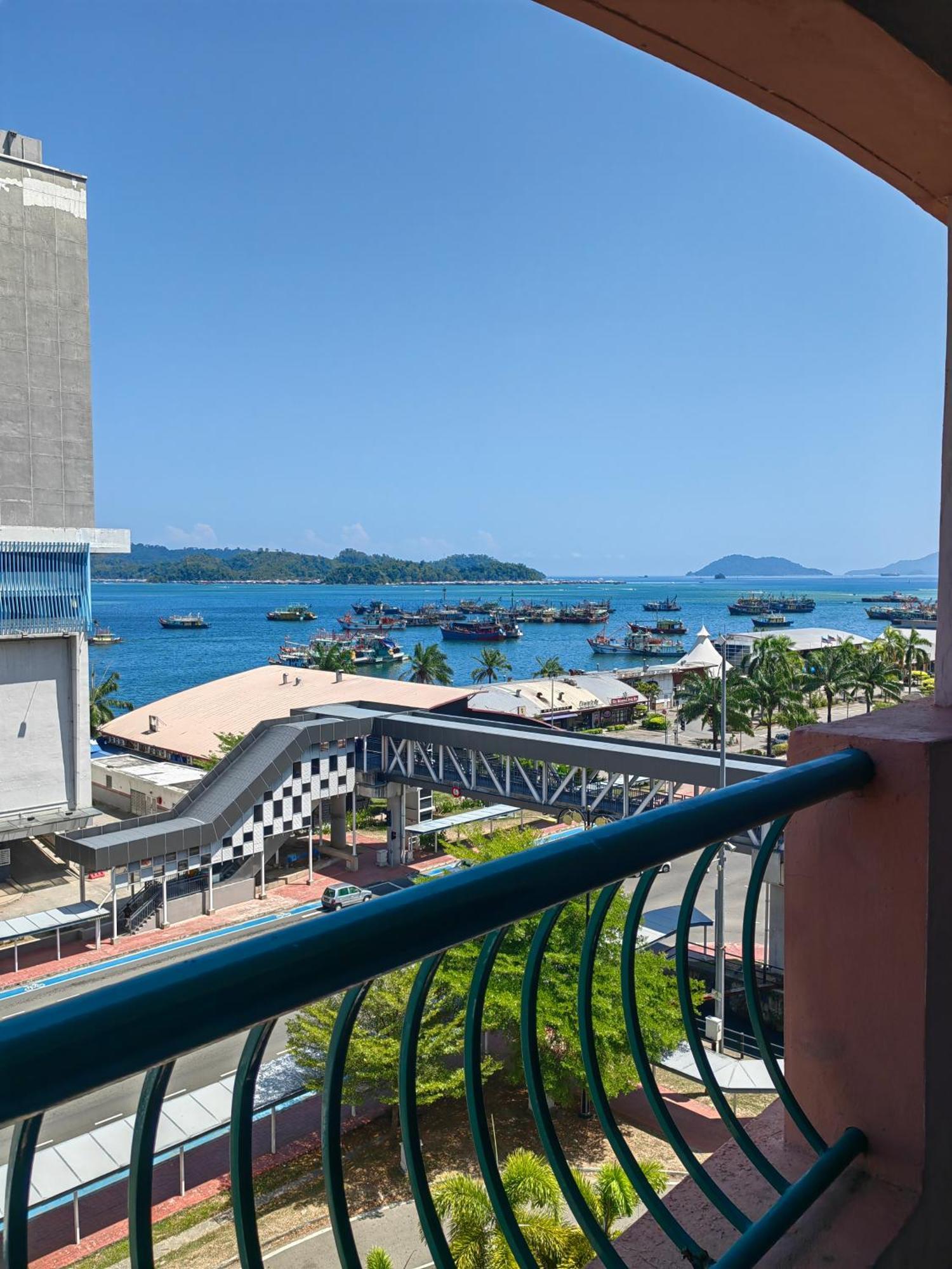 Town Condo - Marina Court Κότα Κιναμπαλού Εξωτερικό φωτογραφία