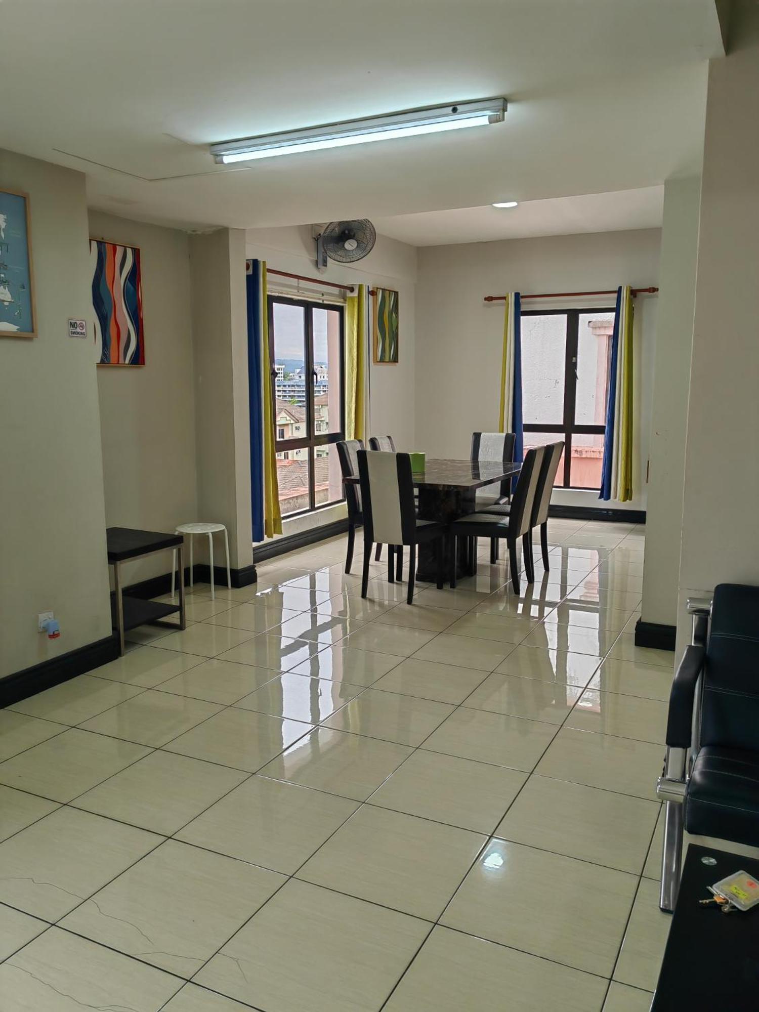 Town Condo - Marina Court Κότα Κιναμπαλού Εξωτερικό φωτογραφία