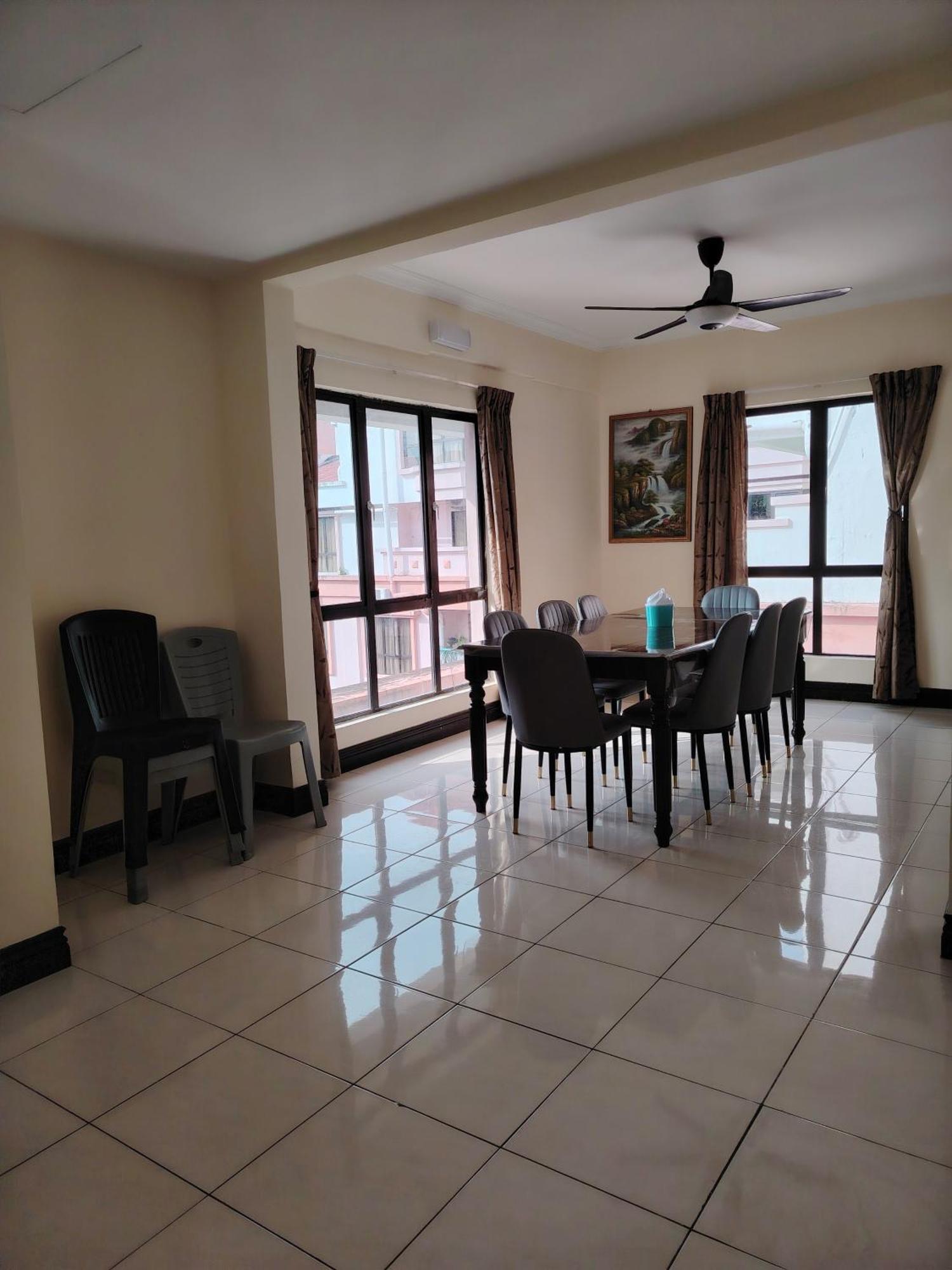 Town Condo - Marina Court Κότα Κιναμπαλού Εξωτερικό φωτογραφία